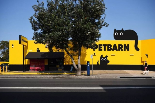  宠物品牌形象升级商店“Petbarn”